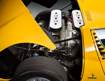 Sous la capuche Lamborghini Miura P400 SV [UK-spec] '10.1971–10.1973