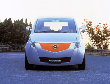 Mazda Neospace '09.1999