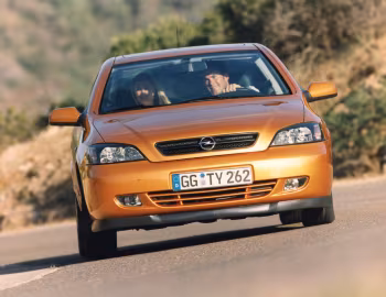 Opel Astra Coupe (G) '2000–04