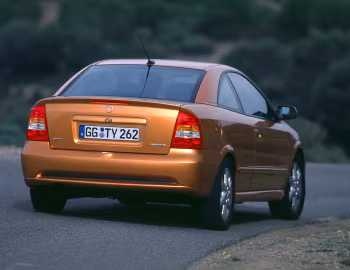 Opel Astra Coupe (G) '2000–04