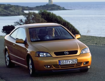 Opel Astra Coupe (G) '2000–04