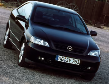 Opel Astra Coupe (G) '2000–04