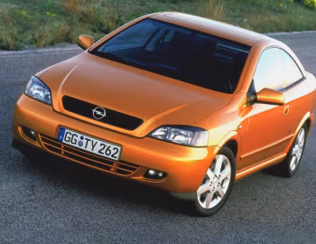 Opel Astra Coupe (G) '2000–04