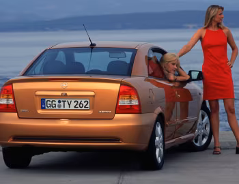 Opel Astra Coupe (G) '2000–04
