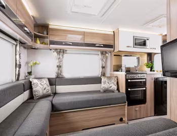 Interior 2015–17 Bessacarr 496 '2014–17