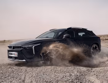 Bestune B70S '2021–25