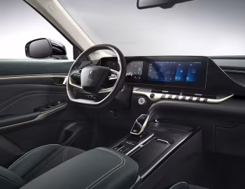 Торпедо Bestune T55 '2021–24