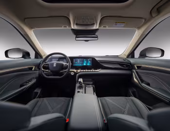 Торпедо Bestune T55 '2021–24