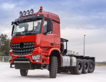 Biber Power Truck Turox mit Biber 92 Holzhackmaschine '2015–pr.