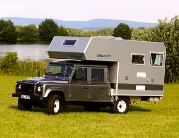 2012–16 bimobil husky 235 auf Land Rover Defender Crew Cab '2011–16