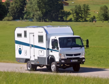 2015–18 bimobil EX 460 auf Mitsubishi Fuso Canter '2014–18