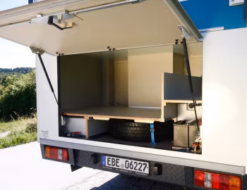 Boot 2015–18 bimobil EX 460 auf Mitsubishi Fuso Canter '2014–18