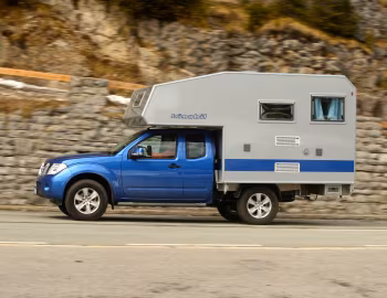 bimobil husky 240 auf Nissan Navara King Cab (D40) '2005–17
