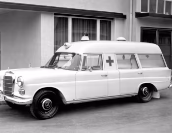 Mercedes-Benz 200 D Binz KTW (W110) '1965–68