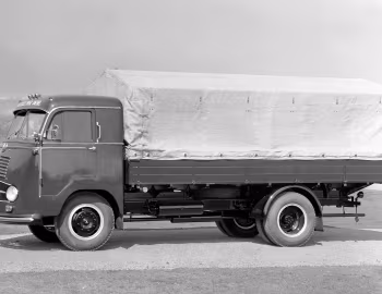 Mercedes-Benz LP 4500 Pritschenwagen mit Fahrerhaus Binz (311) '1954