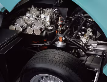 Sous la capuche Bizzarrini Manta '10.1968