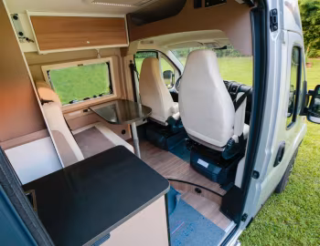 Interior 2021–pr. Blucamp Laser 600 '2020–pr.