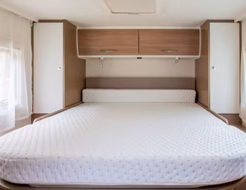 内饰 2021–至今 Blucamp Ocean 725 '2020–至今