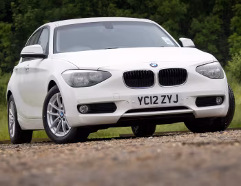 BMW 116d Urban Line 5-door [UK-spec] (F20) '2012–15