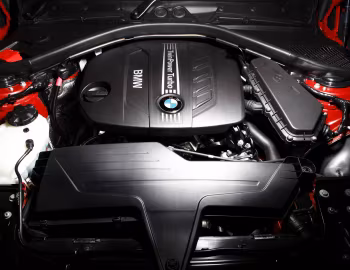 Bajo el capó BMW 118d Sport Line 5-door [Australia] (F20) '2011–15