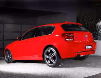 BMW 118d Sport Line 5-door [Australia] (F20) '2011–15