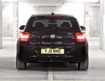 BMW 118i Sport Line 5-door [UK-spec] (F20) '2011–15