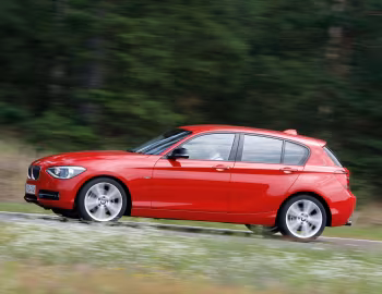 BMW 118i Sport Line 5-door [Worldwide] (F20) '2011–15