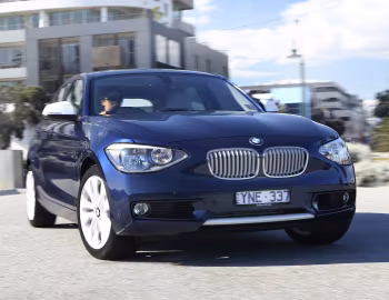 BMW 118i Urban Line 5-door [Australia] (F20) '2011–15