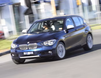 BMW 118i Urban Line 5-door [Australia] (F20) '2011–15