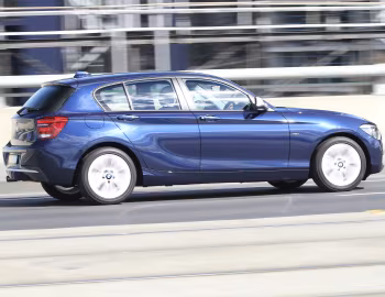 BMW 118i Urban Line 5-door [Australia] (F20) '2011–15