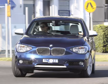 BMW 118i Urban Line 5-door [Australia] (F20) '2011–15