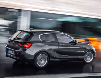 BMW 120d Urban Line 3-door [Worldwide] (F21) '2015–19