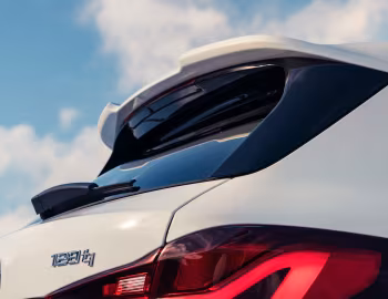 BMW 128ti [UK-spec] (F40) '2021–24
