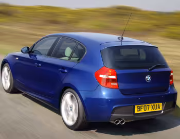 BMW 130i 5-door M Sport Package [UK-spec] (E87) '2005–06
