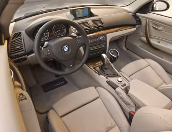 Interior 2008–10 BMW 135i Coupé [North America] (E82) '2007–10