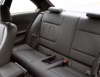 Інтэр'ер BMW 135i Coupé [UK-spec] (E82) '2007–11