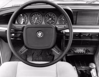 Panel frontal BMW 2.5 CS (E9) '06.1974–11.1975