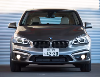 BMW 218i Active Tourer Luxury Line [Japan] (F45) '10.2014–06.2018