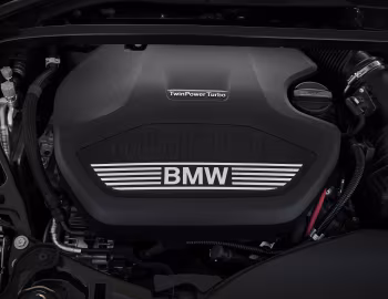 Bajo el capó BMW 220d Gran Coupé M Sport [Worldwide] (F44) '2020–24