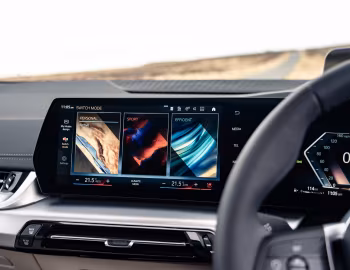Intérieur BMW 220i Active Tourer Luxury Line [UK-spec] (U06) '2022–pr.