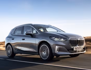 BMW 220i Active Tourer Luxury Line [UK-spec] (U06) '2022–pr.