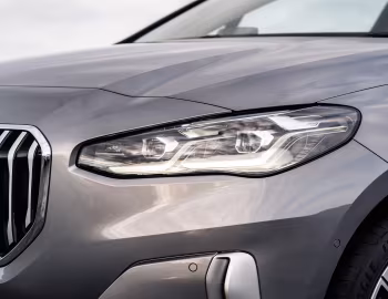 BMW 220i Active Tourer Luxury Line [UK-spec] (U06) '2022–pr.