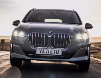 BMW 220i Active Tourer Luxury Line [UK-spec] (U06) '2022–pr.
