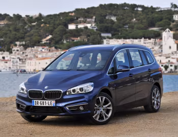 BMW 220i Gran Tourer Luxury Line [Worldwide] (F46) '2015–18