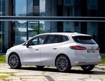 BMW 223i Active Tourer Luxury Line [Worldwide] (U06) '2022–pr.