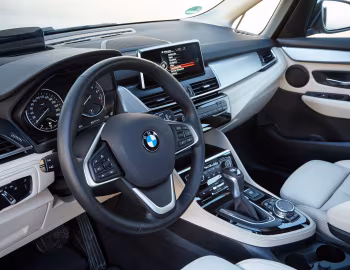 Интерьер BMW 225xe Active Tourer [Worldwide] (F45) '2016–18