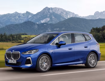 BMW 230e xDrive Active Tourer M Sport [Worldwide] (U06) '2022–pr.