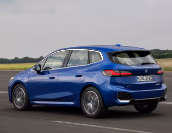 BMW 230e xDrive Active Tourer M Sport [Worldwide] (U06) '2022–pr.