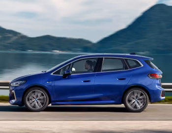BMW 230e xDrive Active Tourer M Sport [Worldwide] (U06) '2022–pr.
