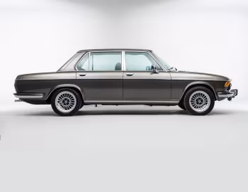 BMW 3.3 Li [UK-spec] (E3) '1975–77